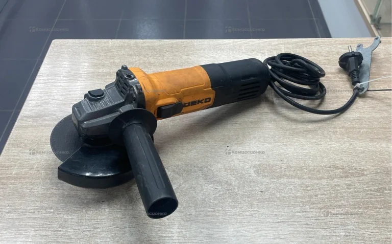 ушм AG950DK