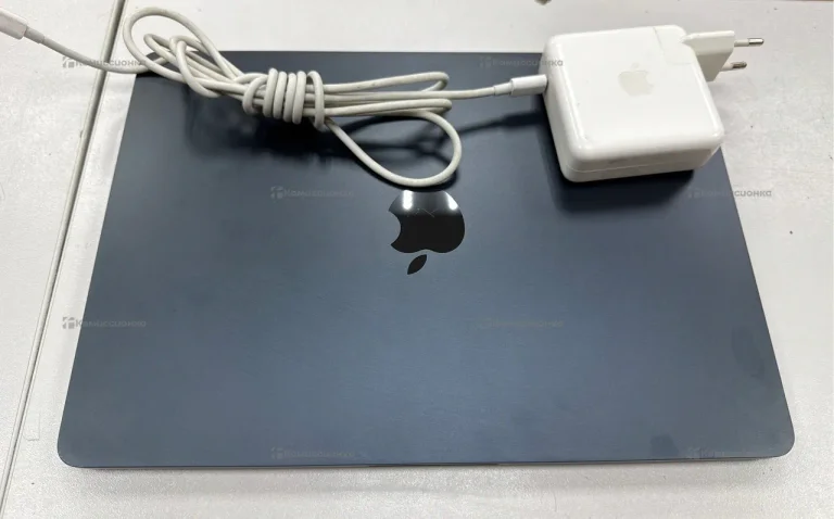 Ноутбук Apple Macbook Air M2 13