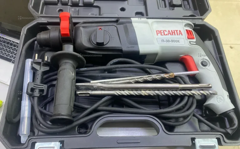 Перфоратор Ресанта П-30-900К