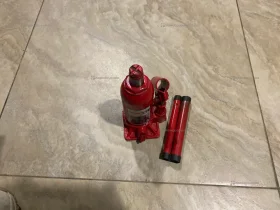 Купить Домкрат б/у , в Зеленодольск Цена:1200рублей