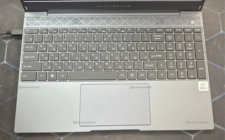 Ноутбук  Machcreator One i3