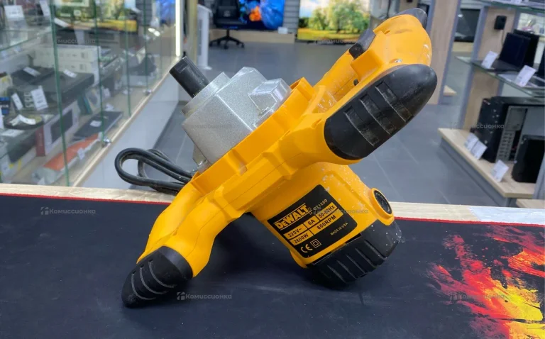миксер DeWalt UT1200