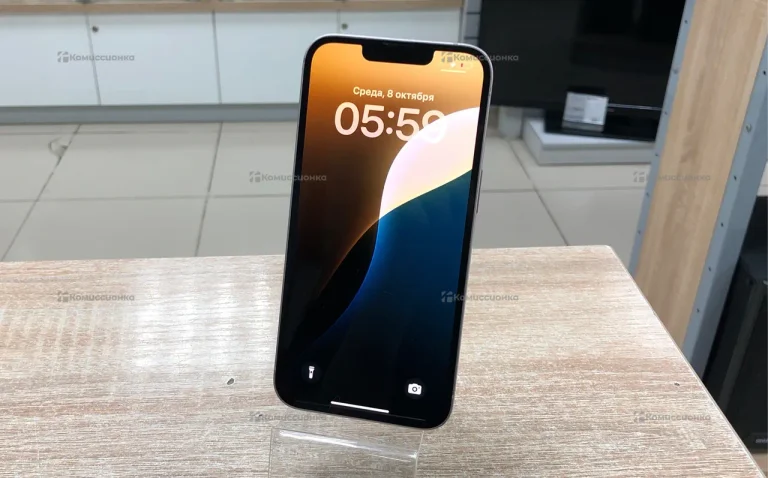 Apple iPhone 13 4/128 ГБ