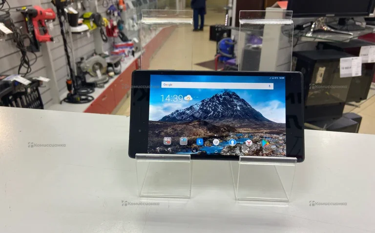 Планшет Lenovo Tab 4 TB-7304F 16Gb