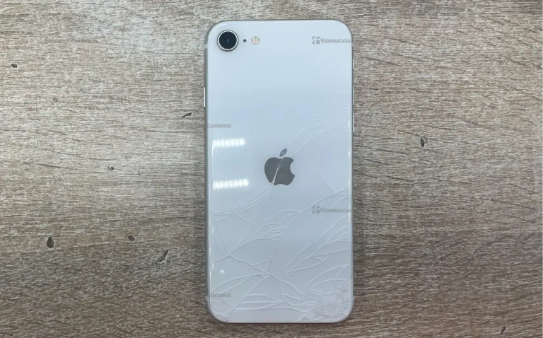 Apple iPhone SE  2020 64Gb