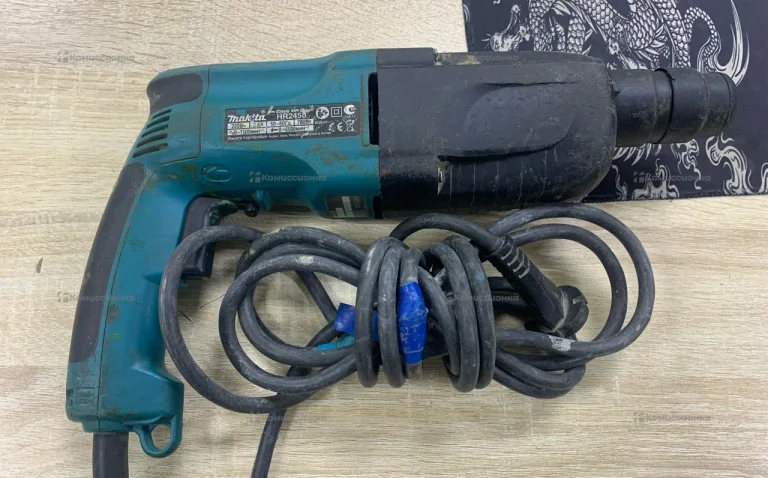 Перфоратор Makita HR2653