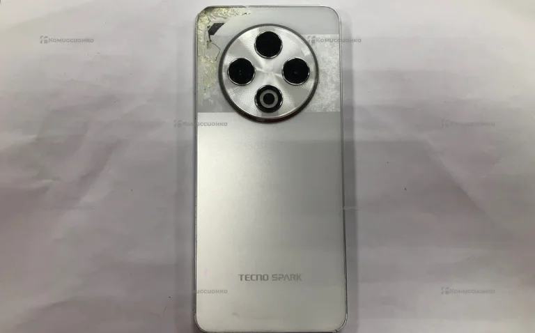 Tecno Spark 30 8/128 ГБ