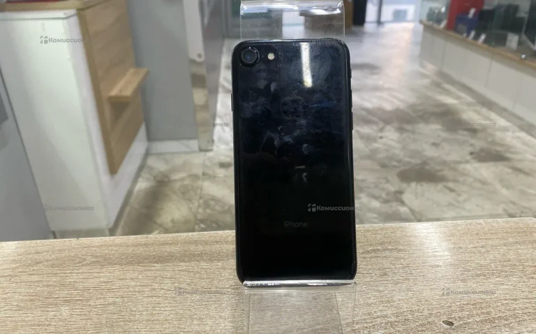 Apple iPhone 7 2/128 ГБ