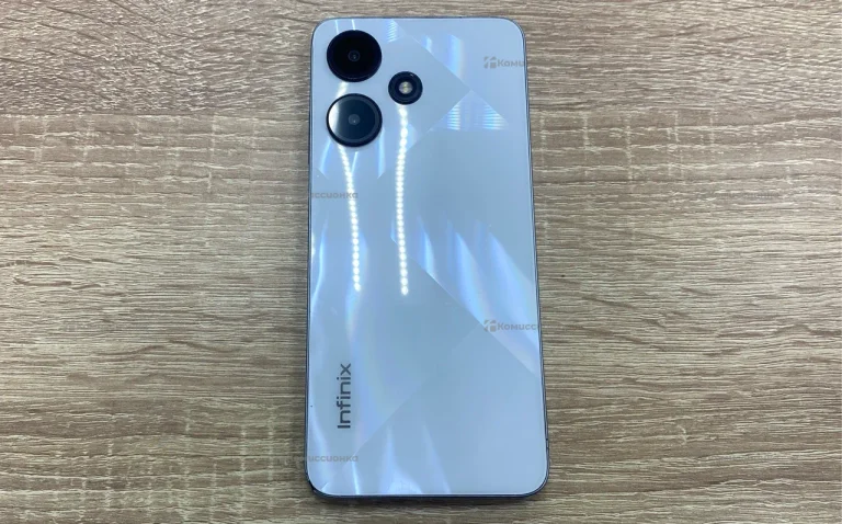 Infinix Hot 30i 8/128 ГБ