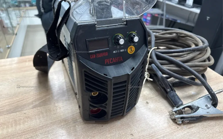 Сварочный аппарат Ресанта САИ-250ПРОФ