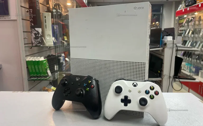 Приставка Xbox One S 500 ГБ