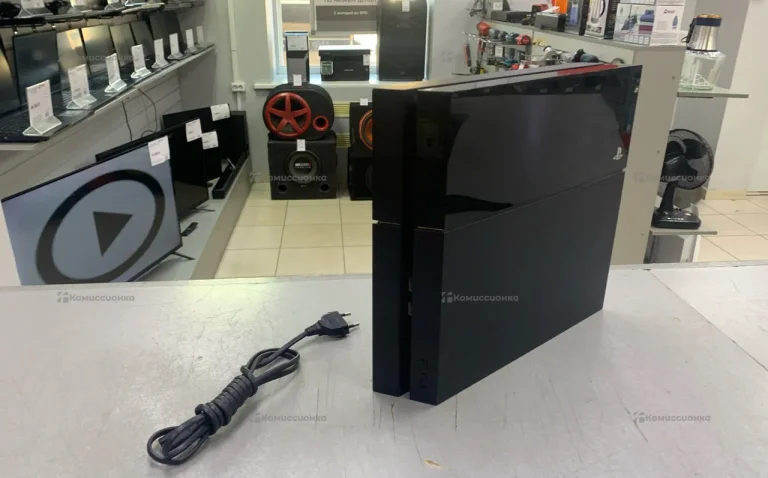 Приставка Sony PlayStation 4 Fat 500ГБ Прошитая