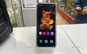 Купить Samsung Galaxy Z Flip3 5G 8/128 ГБ б/у , в Нижний Новгород Цена:13990рублей
