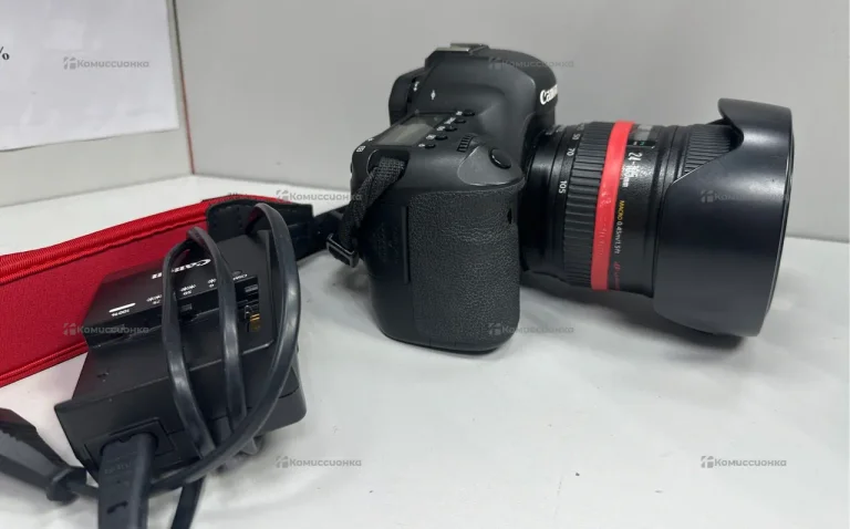 Фотоаппарат  canon Eos 6D