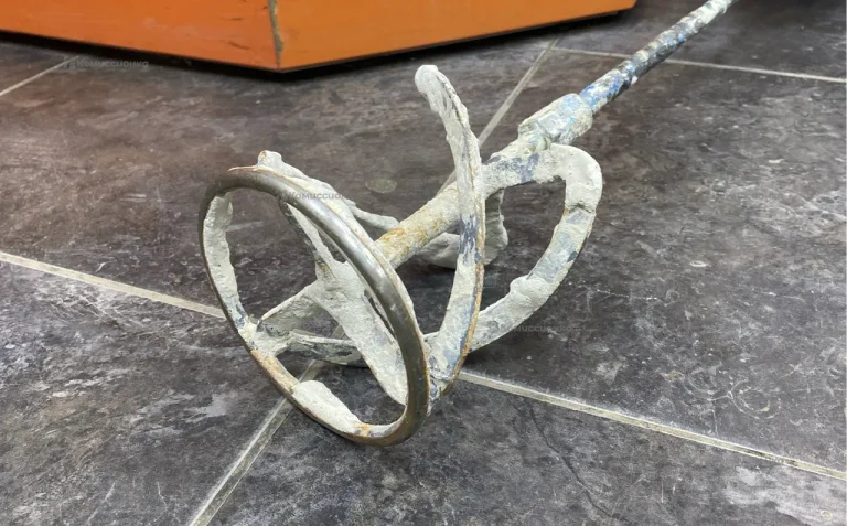 Миксер строительный ЗУБР МР-1050