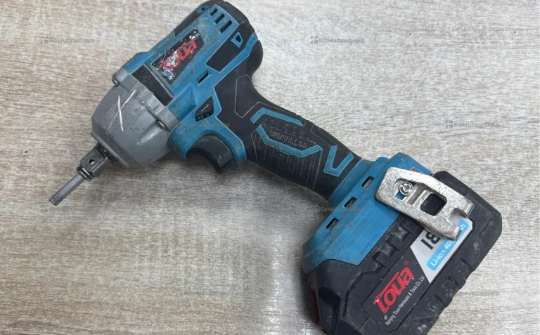 Аккумуляторный ударный винтоверт Toua drlw180