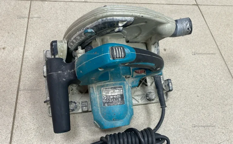 дисковая пила Makita SP6000