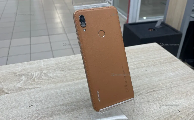 Телефон Huawei Y6