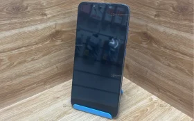 Xiaomi Pocophone F1 6/128 ГБ