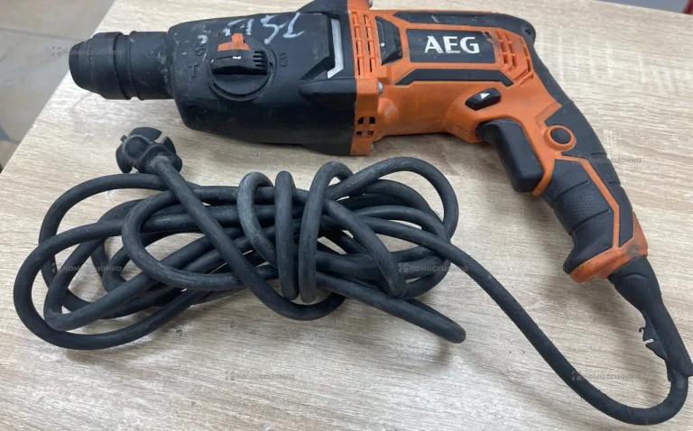 Перфоратор AEG BH 24 IE