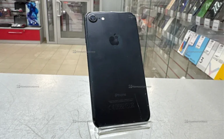 Apple iPhone 7 2/32 ГБ