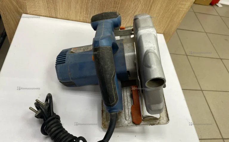 Циркулярная пила dexter ic1300cs