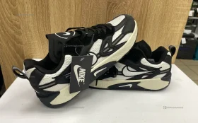 Кроссовки Nike R42