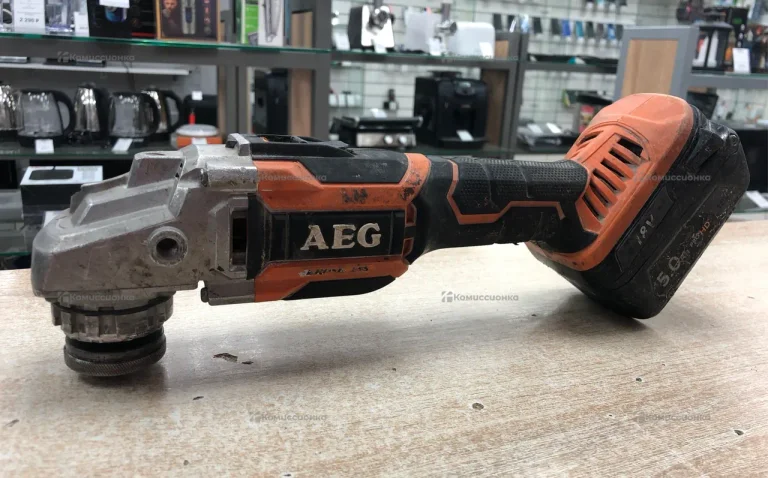 Аккумуляторная угловая шлифмашина AEG BEWS18-125BL