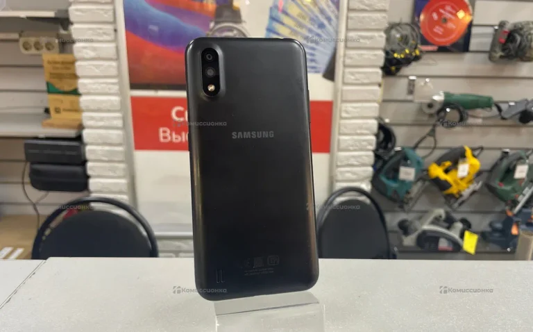 Samsung Galaxy A01 2/16 ГБ