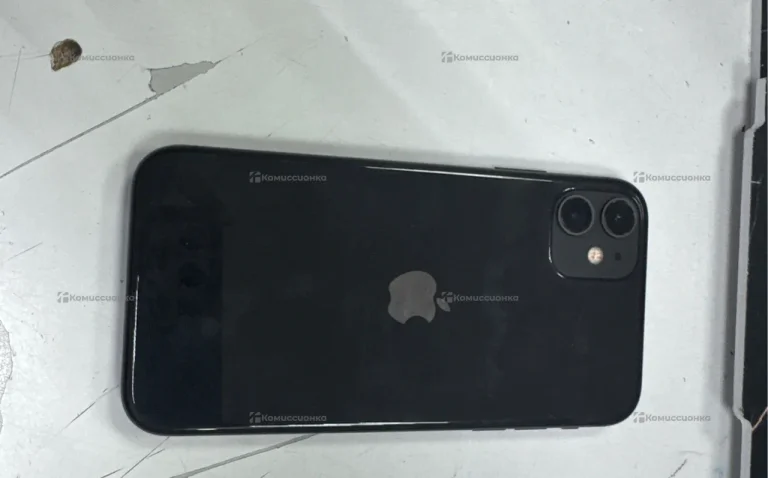 Apple iPhone 11 4/64 ГБ
