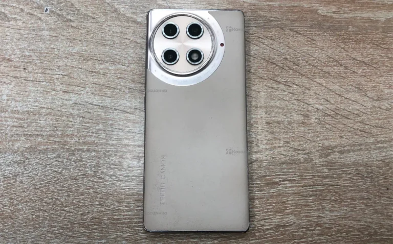 Tecno Camon 30S Pro 8/256 ГБ