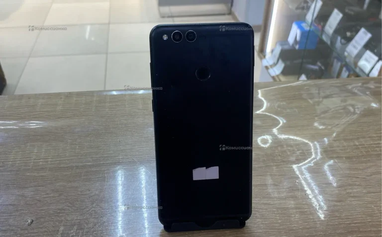 Honor 7X 4/64Gb