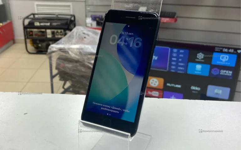 Apple iPhone SE (2022) 64 ГБ