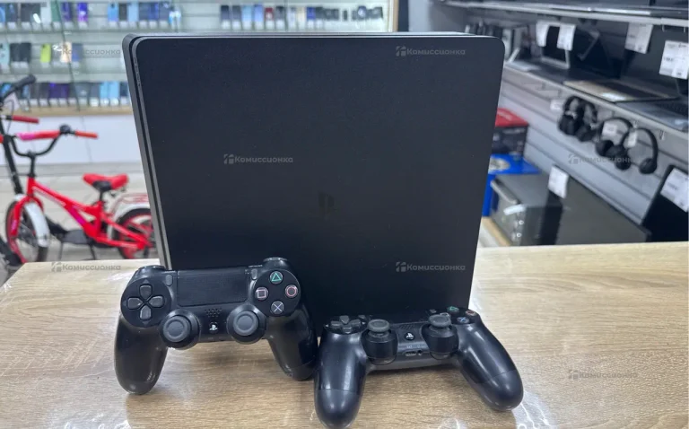Приставка PS4. slim 1000Gb