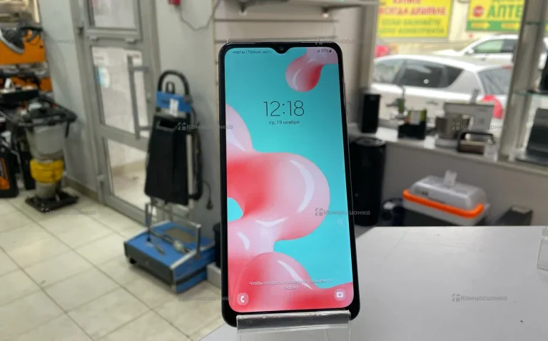 Samsung Galaxy A12 3/32 ГБ
