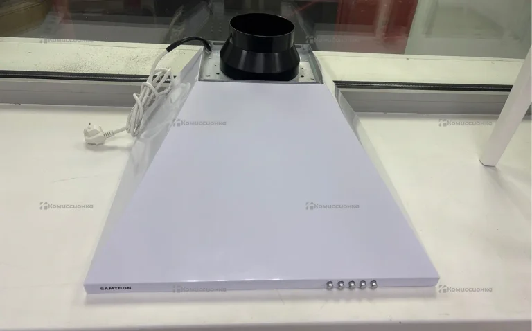 Вытяжка Samtron KU 500