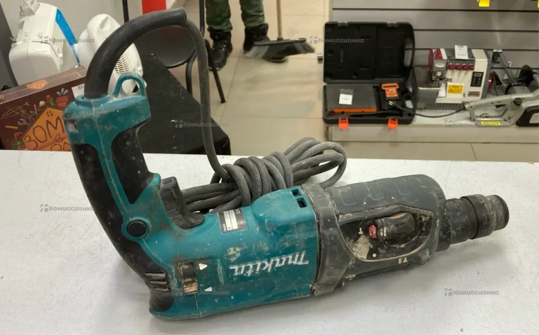 Перфоратор makita HR2470