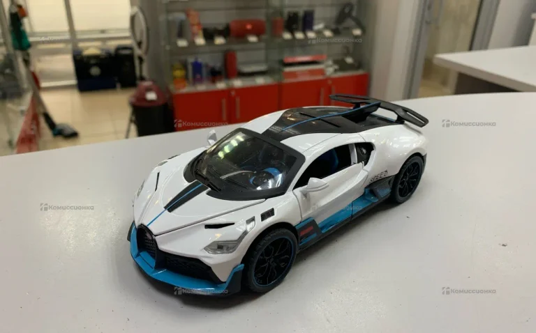 Автомобиль Bugatti Divo