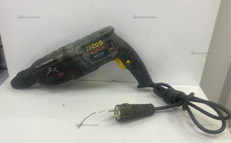 Перфоратор Bosch GBH 2-24 D.
