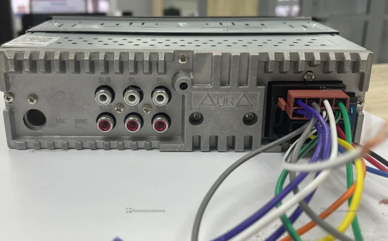 Автомагнитола Aura Storm-525BT