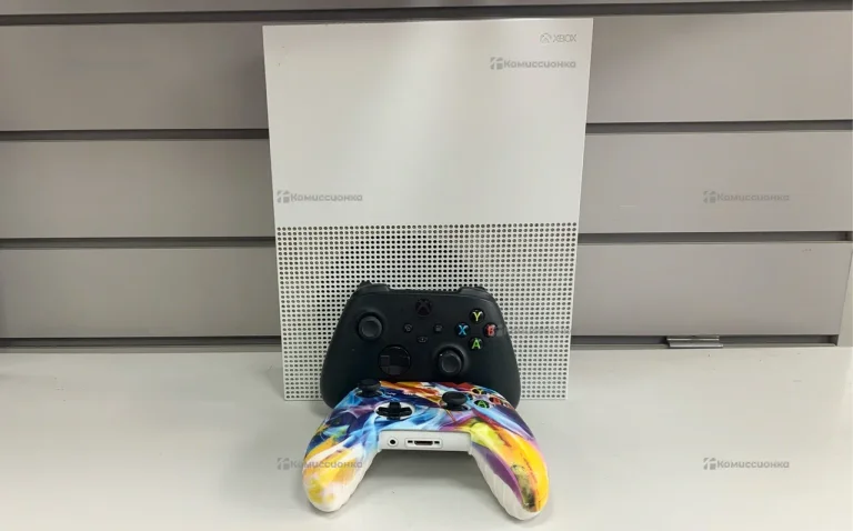 Приставка Xbox One S 1Tb