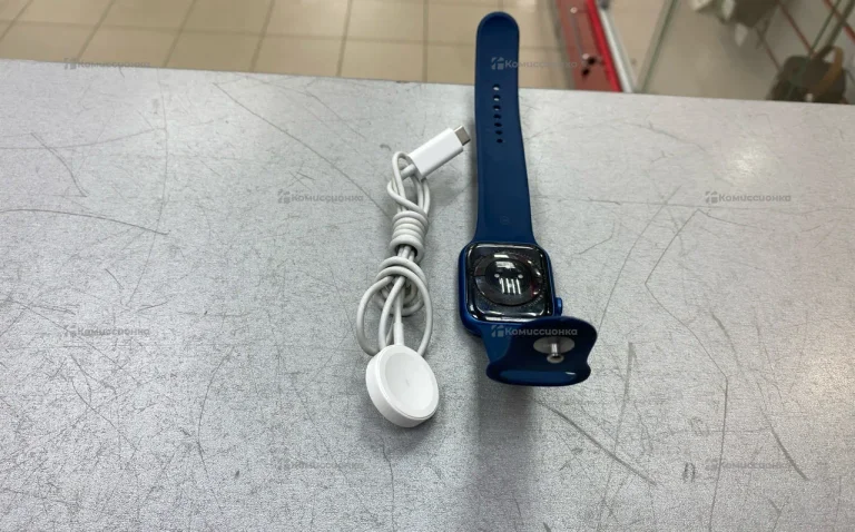 Часы Apple Watch 7 45mm