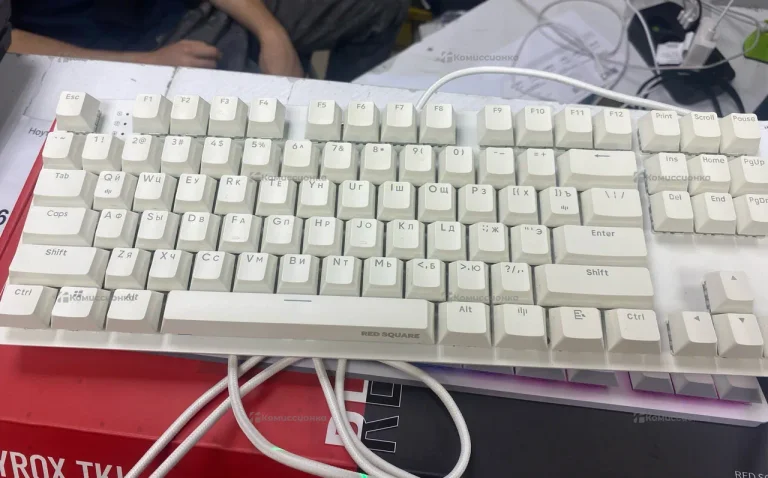 Клавиатура  Red Square Keyrox TKL White
