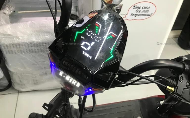 Электрический скутер Xchu Red