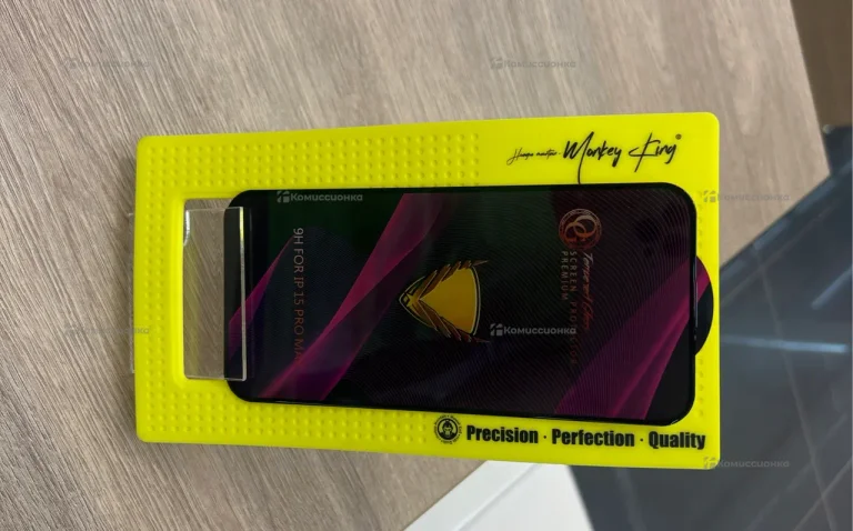 Защитное стекло OG 9H для Iphone 15 PRO MAX (Z)