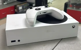 Купить Приставка Xbox Series S б/у , в Новокуйбышевск Цена:17990рублей