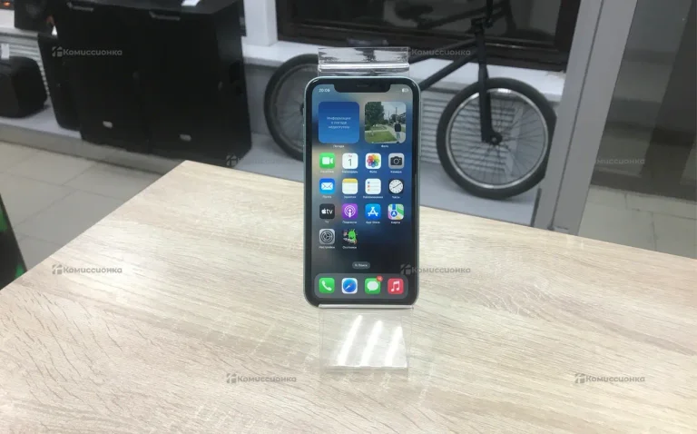 Apple IPhone 11 64 ГБ