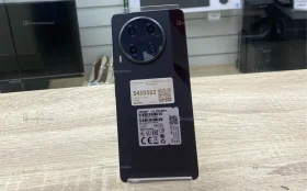 Tecno Camon 30 12/256 ГБ