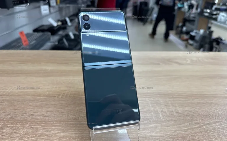 Samsung Galaxy Z Flip 3
