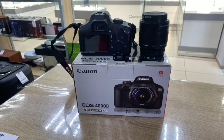 Фотоаппарат Canon EOS 4000D